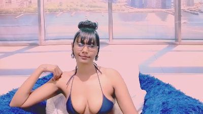 ErroticStarr1zn live cam on Cam4