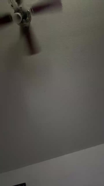 Escodamus live cam on Cam4
