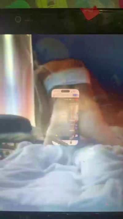 Escodamus live cam on Cam4