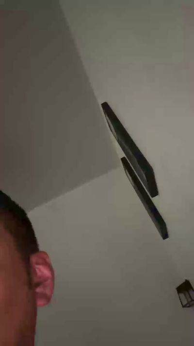 Escodamus live cam on Cam4