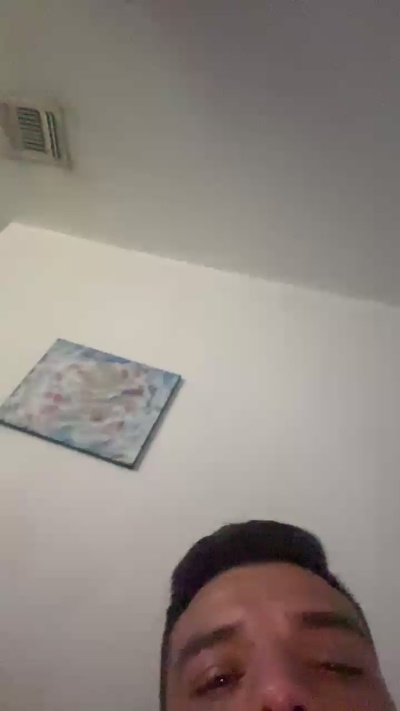 Escodamus live cam on Cam4