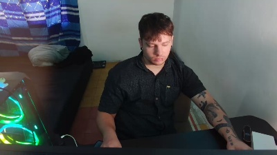Eskolhandsome live cam on Cam4