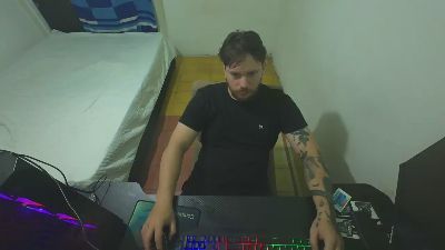 Eskolhandsome live cam on Cam4