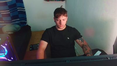 Eskolhandsome live cam on Cam4