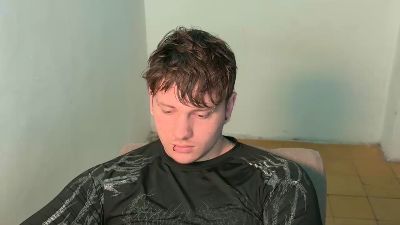 Eskolhandsome live cam on Cam4