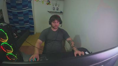 Eskolhandsome live cam on Cam4