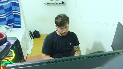 Eskolhandsome live cam on Cam4