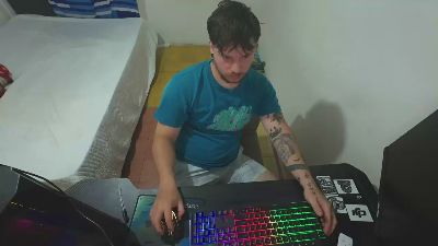 Eskolhandsome live cam on Cam4