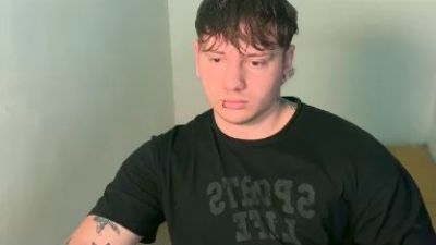 Eskolhandsome live cam on Cam4
