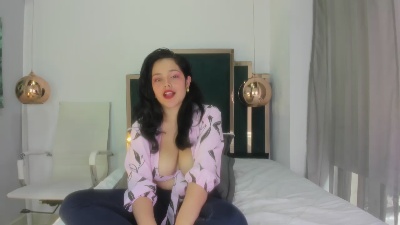 Esme_Miller live cam on Cam4