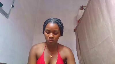 Esmeralda28 live cam on Cam4