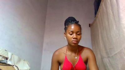 Esmeralda28 live cam on Cam4