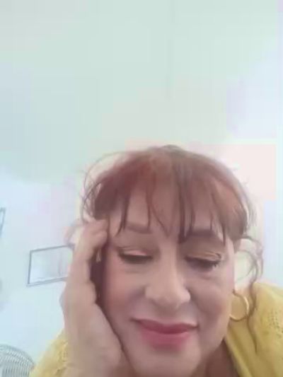 Esmeralda6758 live cam on Cam4