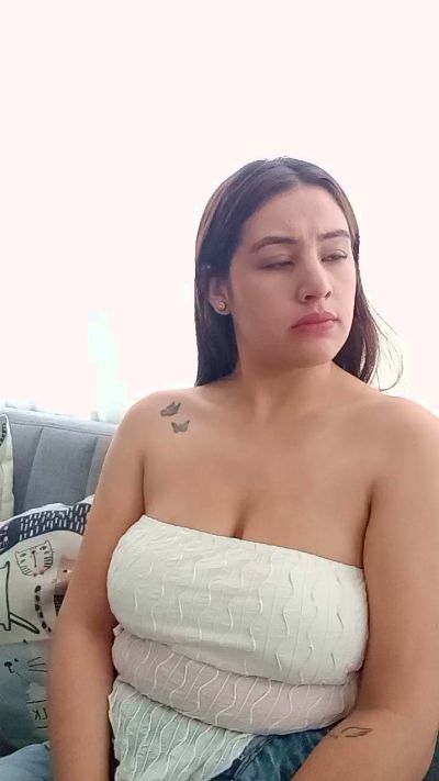 EsmeraldaMoon live cam on Cam4