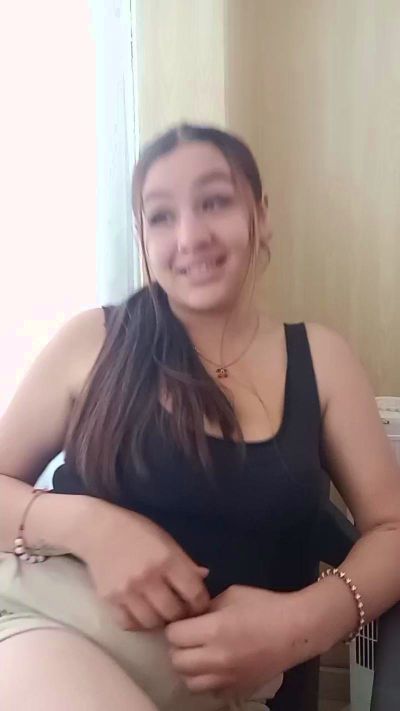 EsmeraldaMoon live cam on Cam4