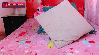 Esmeralda_h live cam on Cam4