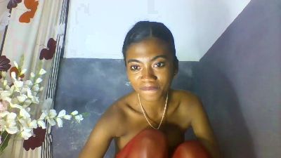 Esmeraldah live cam on Cam4