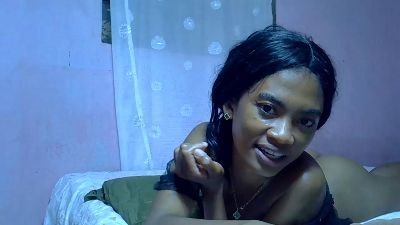 Esmeraldah live cam on Cam4