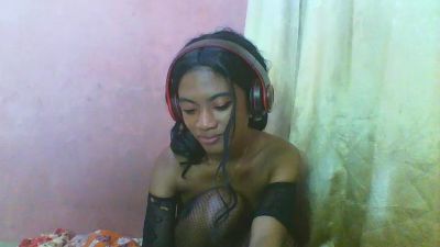 Esmeraldah live cam on Cam4