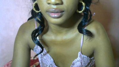 Esmeraldah live cam on Cam4