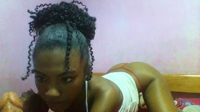 Esmeraldah live cam on Cam4