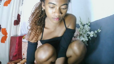 Esmeraldah live cam on Cam4