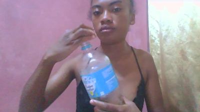 Esmeraldah live cam on Cam4