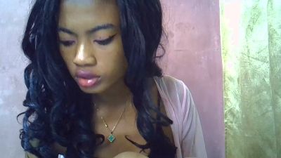 Esmeraldah live cam on Cam4