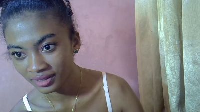 Esmeraldah live cam on Cam4