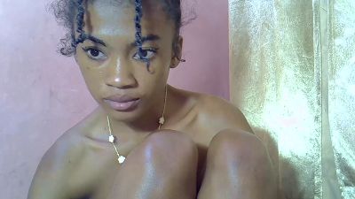 Esmeraldah live cam on Cam4