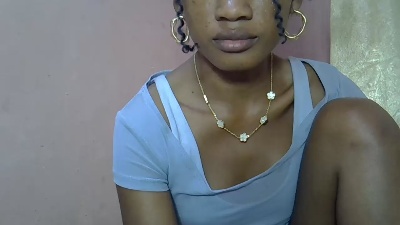 Esmeraldah live cam on Cam4