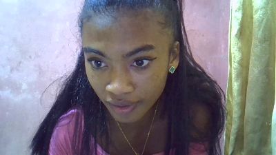 Esmeraldah live cam on Cam4