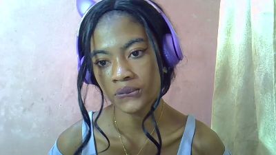 Esmeraldah live cam on Cam4