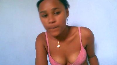 Esperaldah live cam on Cam4