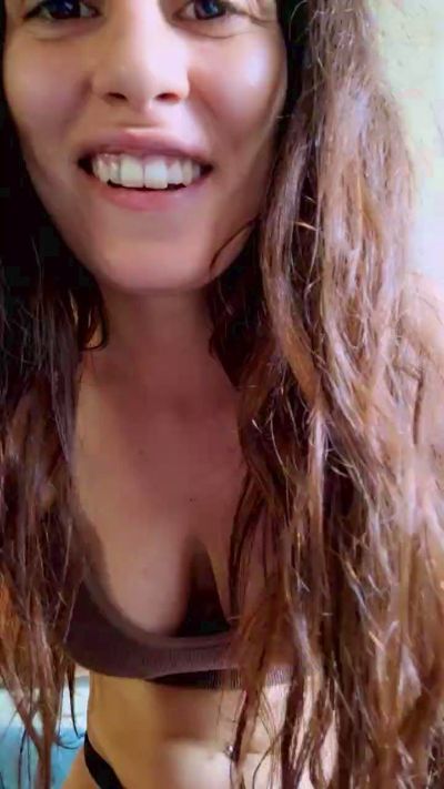 Estate26 live cam on Cam4