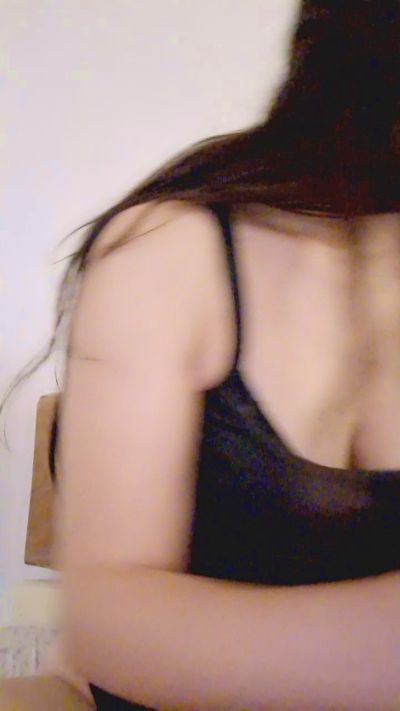 Estate26 live cam on Cam4