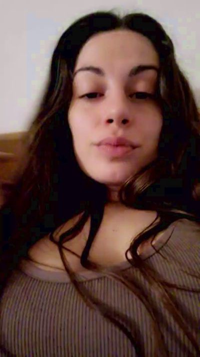 Estate26 live cam on Cam4