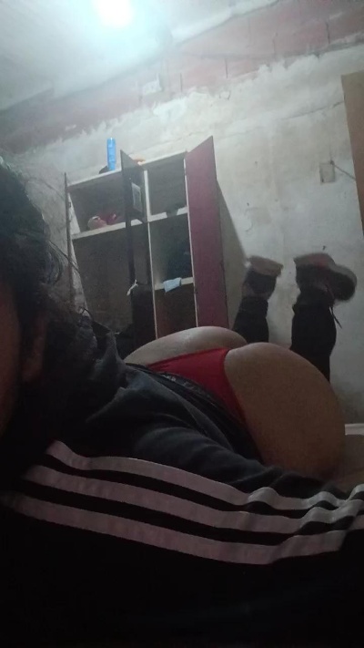 Estefi54 live cam on Cam4