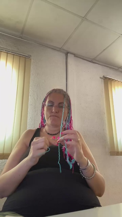 Estela_p live cam on Cam4