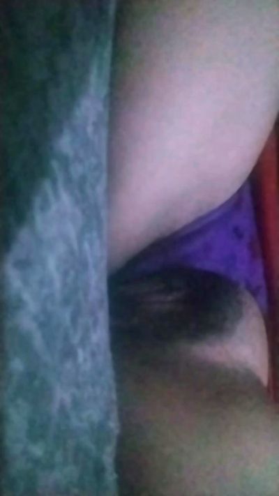 Estrellagalacti live cam on Cam4