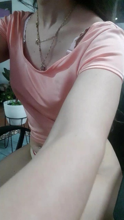Estrellapilar live cam on Cam4