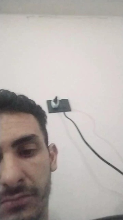 EtanislaoDanan live cam on Cam4