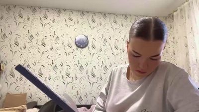 EthaDesanti live cam on Cam4