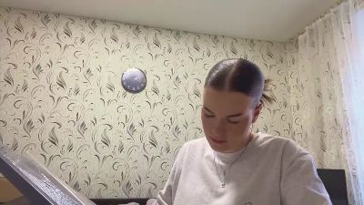 EthaDesanti live cam on Cam4