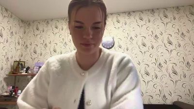 EthaDesanti live cam on Cam4