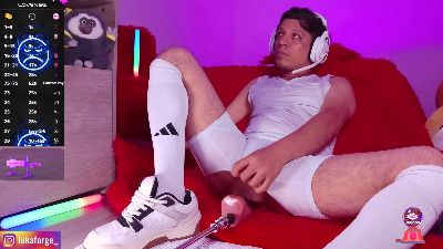 EthanNova live cam on Cam4
