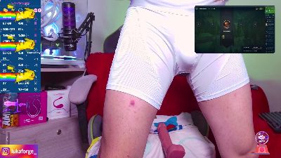 EthanNova live cam on Cam4