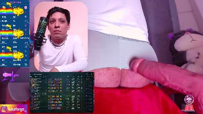 EthanNova live cam on Cam4