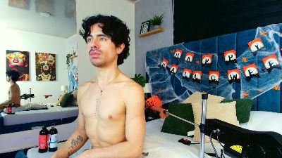 Ethan_Briggs_ live cam on Cam4