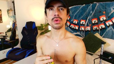 Ethan_Briggs_ live cam on Cam4